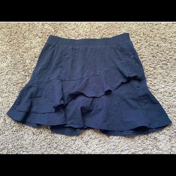 Arizona Jean Company Other - Girls Arizona Black Skirt with shorts size XL 16